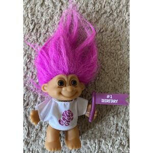 Russ Troll #1 Secretary Sign‎ With Shirt And Pink Hair 3in
